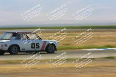 media/May-21-2022-VARA (Sat) [[2ae38a3649]]/group 4/Flag race club corner/